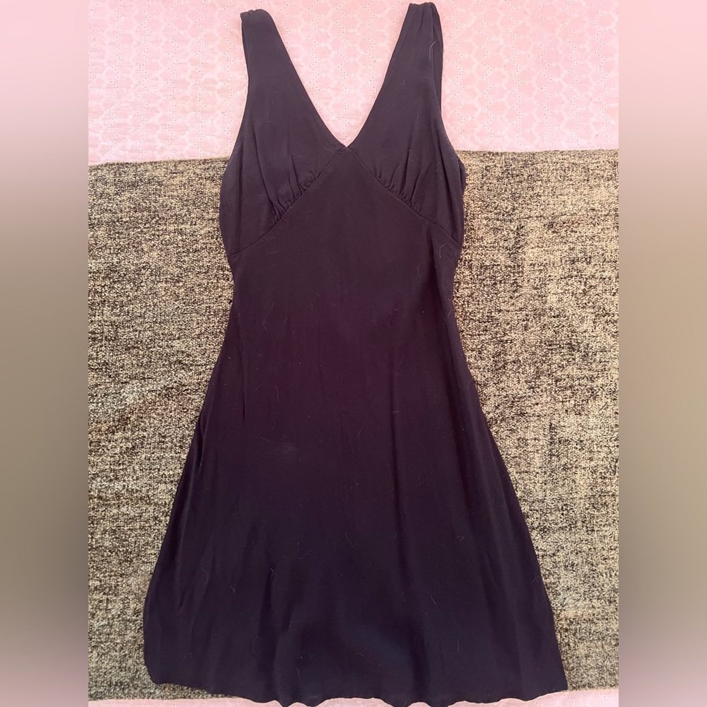 Wild Fable Black Sheath V-Neck Sleeveless Dress